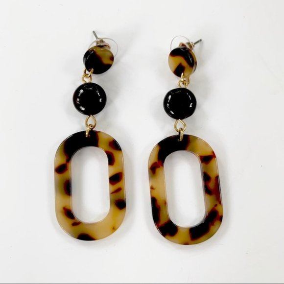 Jewelry - Tortoise Shell Dangle Oval Loop Earrings NWT
